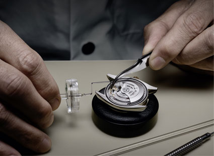 广州劳力士维修：时刻保护你的品质生活